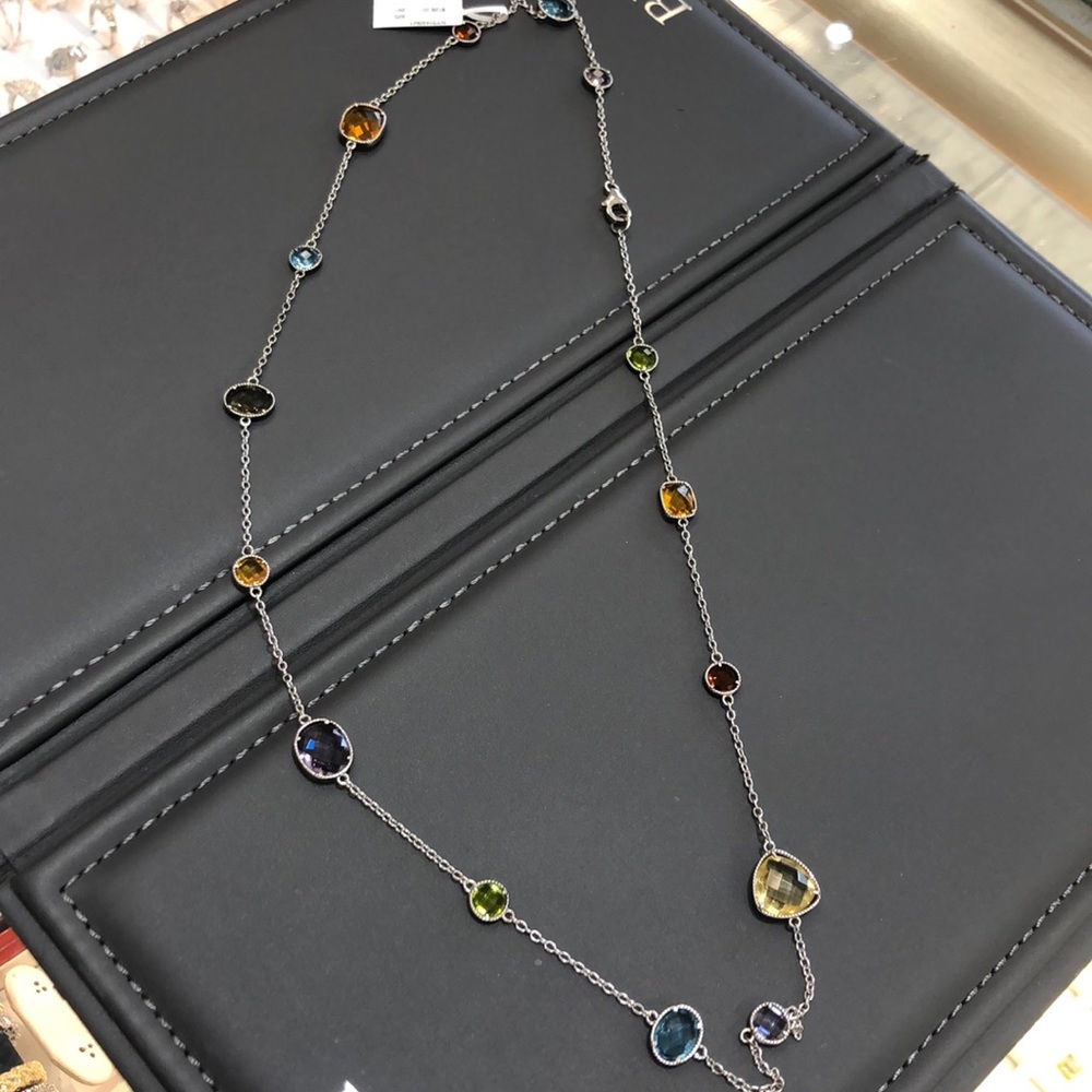 Silver gemstone necklace